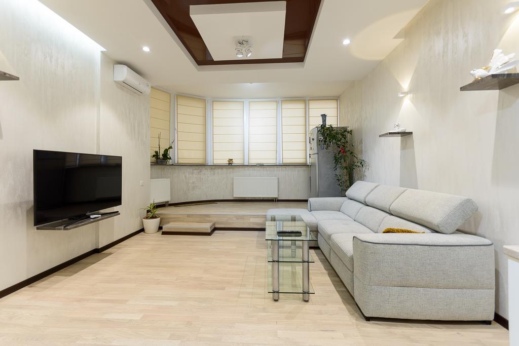 Apartment On Dragomirova Kyjev Exteriér fotografie