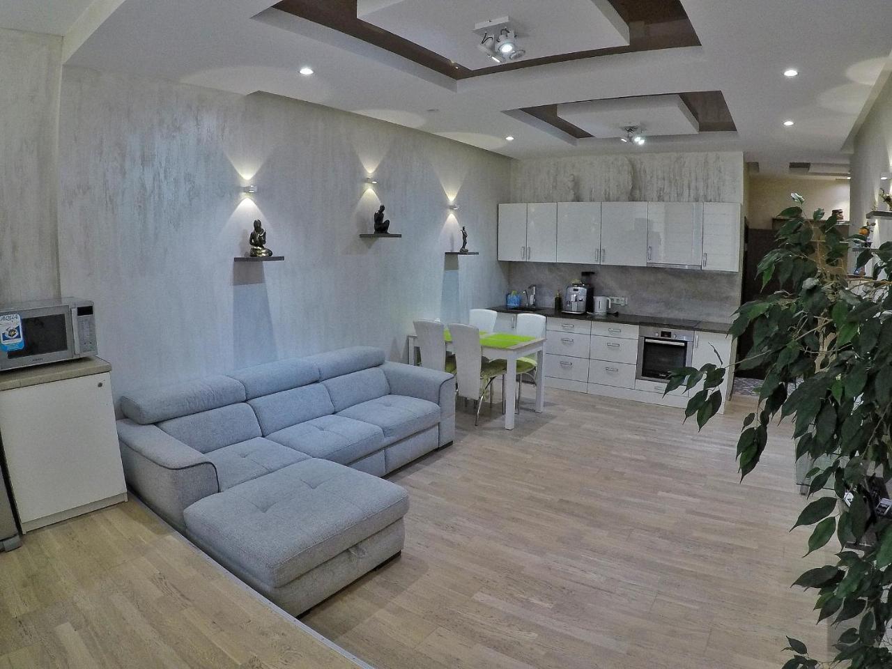 Apartment On Dragomirova Kyjev Exteriér fotografie